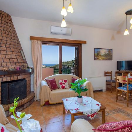 Villa Dimosthenis สตาโลส ภายนอก รูปภาพ